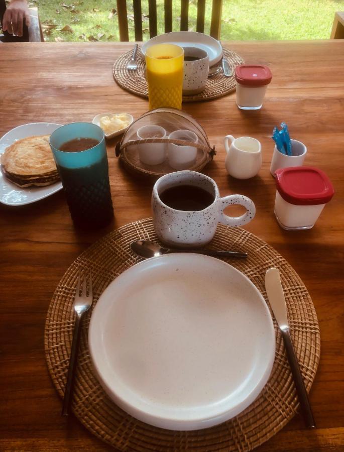 Laura Guest House-Adult Only- Hua Thanon  エクステリア 写真