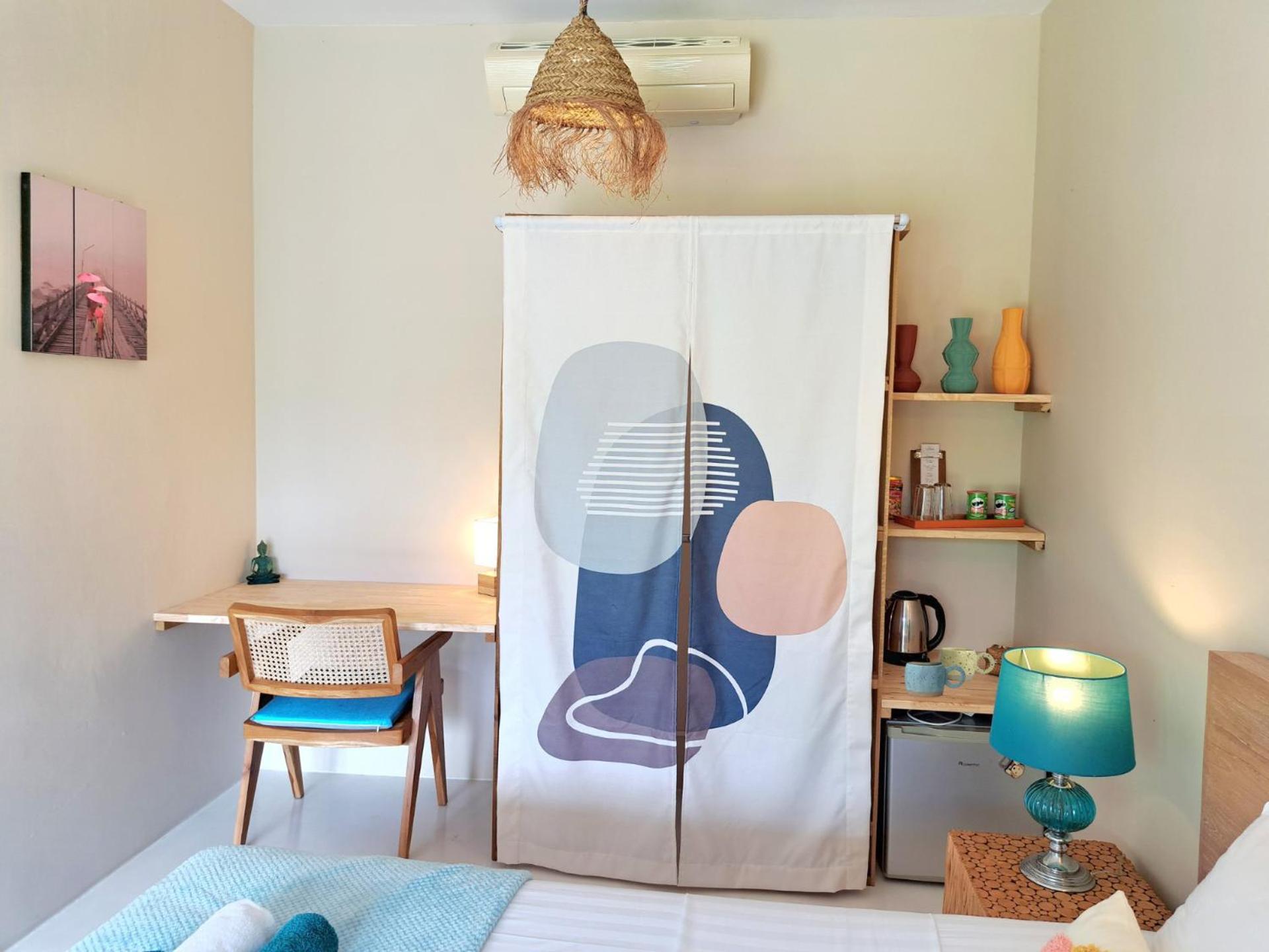 Laura Guest House-Adult Only- Hua Thanon  エクステリア 写真
